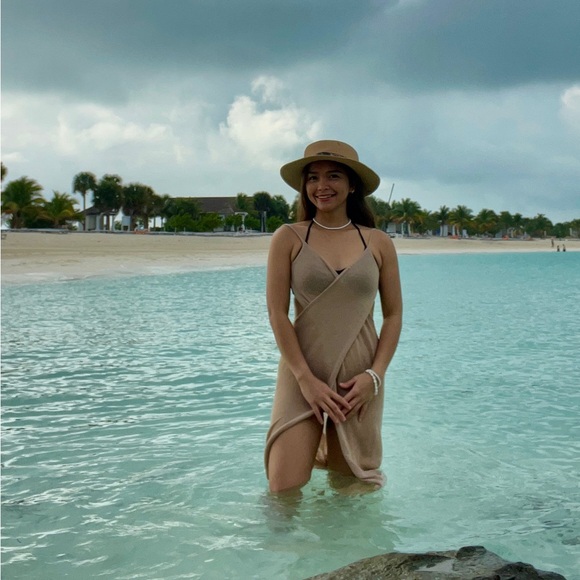 Meet your Posher, Yen - Picture 5 of 17